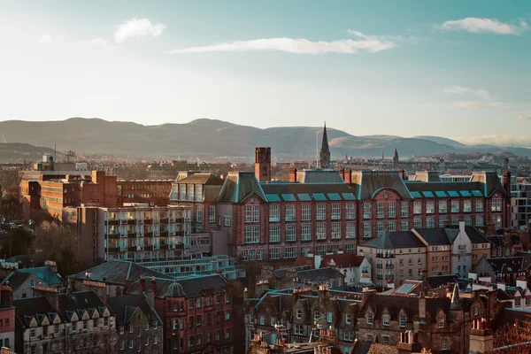 Edifícios e casas de Edimburgo, Escócia — Fotografia de Stock