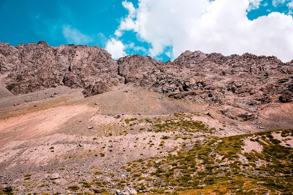 Berge und Hügel der Anden-Berge in Santago, Chile — Stockfoto