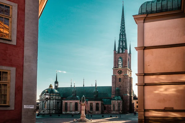 Iglesia de Riddarholm en la Ciudad Vieja (Gamla Stan) en Estocolmo, Suecia — Foto de Stock