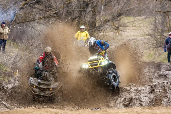 Afipsip Rusia Octubre 2020 Sportsmen Quad Bikes Drive Splashing Dirt — Foto de Stock