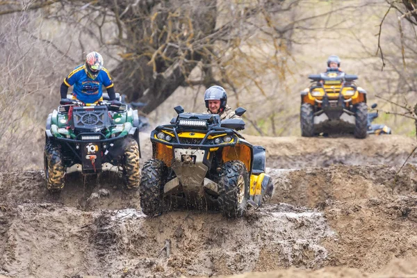 Afipsip Rusia Octubre 2020 Sportsmen Quad Bikes Drive Splashing Dirt — Foto de Stock