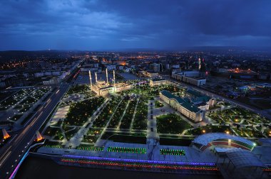 Çeçenistan, Grozny gece