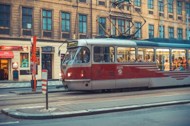 Prag'daki eski tramvay