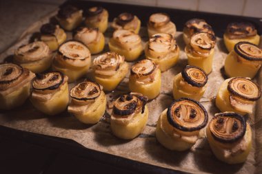 Pastırma ve soğanlı fırında patates, Ukrayna mutfağı..