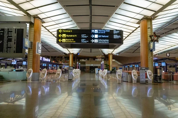 Singapore Januari 2019 Singapore Changi Airport Terminal Med Stora Avgångstider — Stockfoto