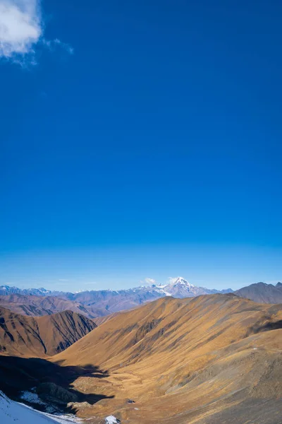 Mountain Landscape Juta Trekking Area Landscape Snowy Mountains Sunny Autumn — Stock Photo, Image