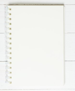 Boş sayfa ve aletleri müzik yazmak için. 