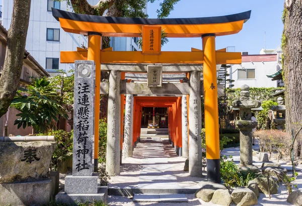 Japanese Temple shrine wooden gate — Stock Photo, Image