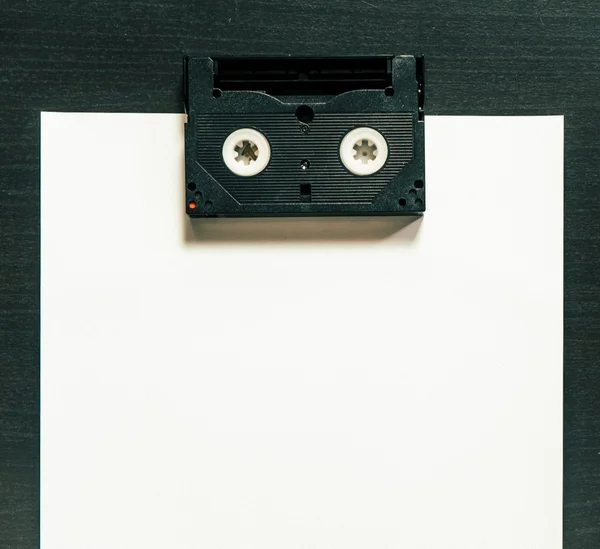 Retro-Videoband auf weißer Kassette — Stockfoto