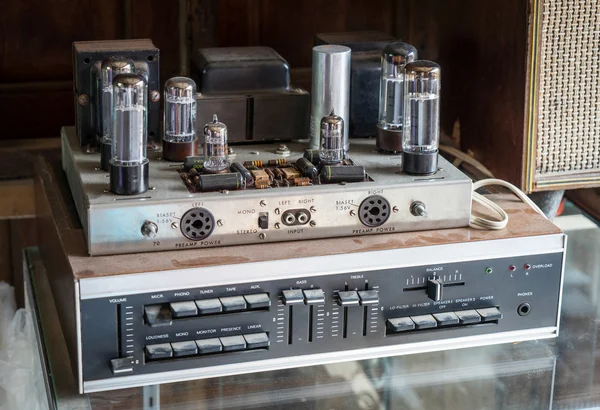 Vintage Stereo Hifi-system — Stockfoto