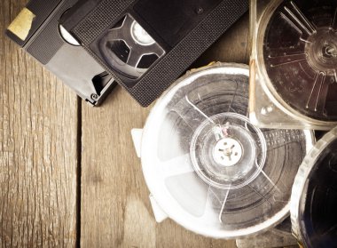 Film şeridi ve Video kaset ve Vintage sesi yığınları