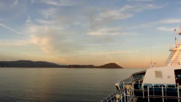 Tidsförskjutning Semester Kryssningsfartyg Som Reser Japan Oceanen Med Solnedgången Himlen — Stockvideo