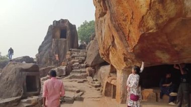 Bhubaneswar-Odisha-India - 29 Aralık 2025 - Bhubaneswar, Odisha, Hindistan 'daki Khandagiri Mağaraları ve Udayagiri Mağaraları manzarası