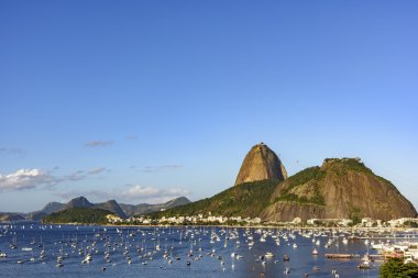 Sugar Loaf ve Botafogo cove 