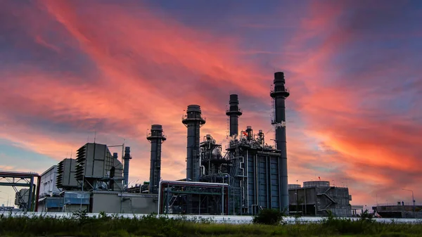 Fabrik Petrokemisk Fabrik Oljeraffinaderi Anläggning Petrokemisk Industrifastighet Skymningen Med Enorma — Stockfoto
