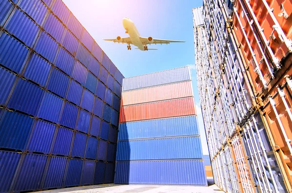 Containerentladung Seeverkehr Der Weltweiten Logistik — Stockfoto
