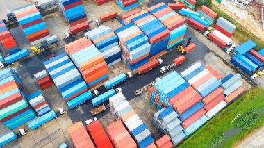 Limandaki konteynırlar, Nakliye ve Ulaşım kavramı