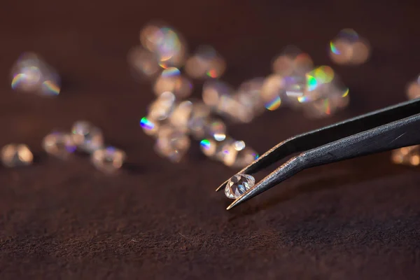 Діамант Пінцетом Збільшувачем Gemstone Beaut — стокове фото