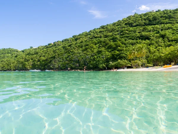 Playa tropical en el Caribe — Foto de Stock