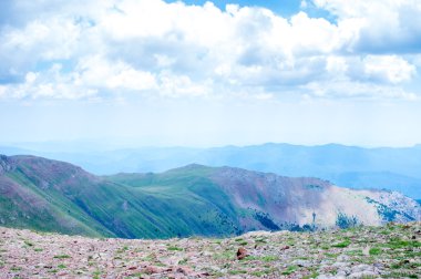 Dağ sırtı Üstten Görünüm