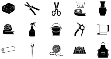 Çiçekçilik ve çiçek düzenlemelerinde sıklıkla kullanılan çeşitli araç ve gereçleri temsil eden tek renkli simgelerden oluşan bir koleksiyon. Sette budama makası, makas, çiçek köpüğü, vazo, sprey şişesi, kurdele ruloları, bir kova,