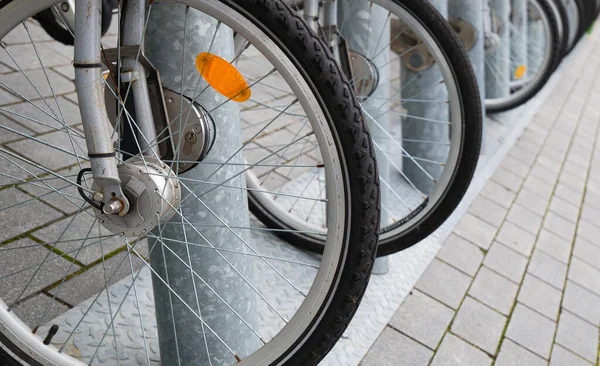 Aparcamiento Para Bicicletas Calle Ciudad Alquiler Bicicletas Aparcamiento —  Fotos de Stock