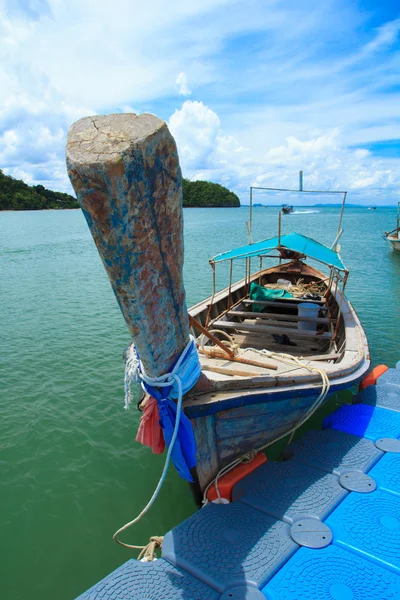 Lange staart boot — Stockfoto