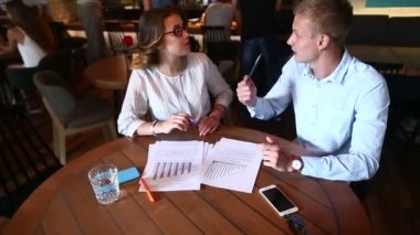 Genç iş takım katılıyorum, sözleşme anlaşması Antlaşması, reso girin