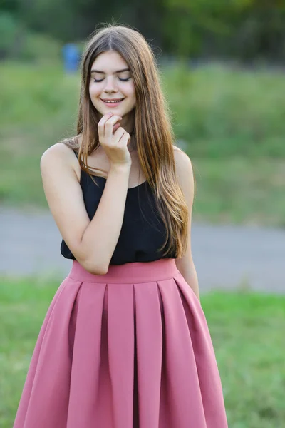 Young beautiful girl shows emotions delight pleasure bliss — Stock Photo, Image