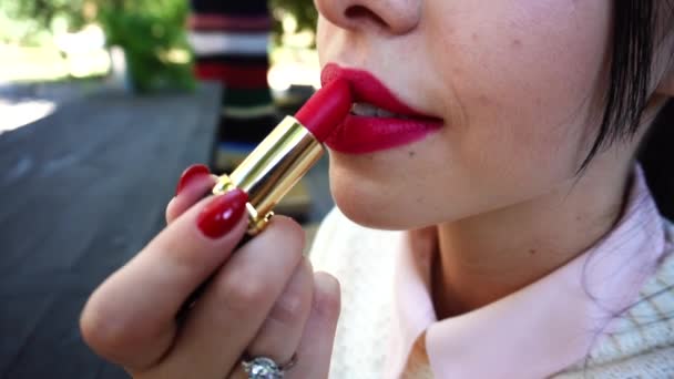 Lábios de mulher, batom Feminino Rouge Big Red Lips — Vídeo de Stock