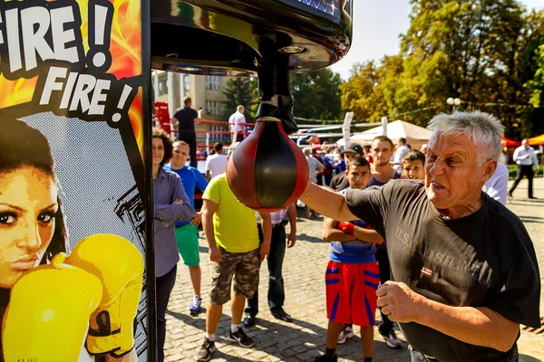 Día de la Cultura Física y el Deporte en Uzhgorod — Foto de Stock