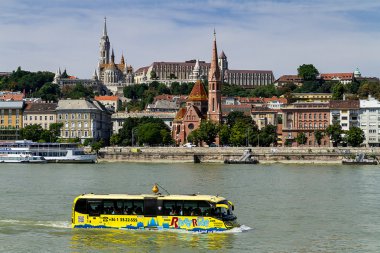 Budapeşte'de Aziz Stephen günü kutluyor