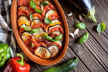 Sebze Ratatouille - Fransız Gıda