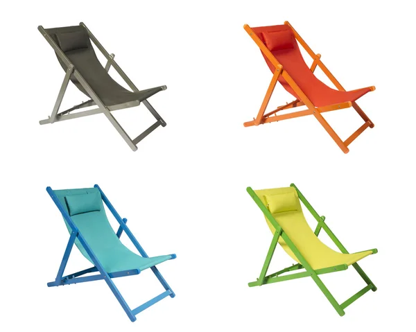 Γκρι Πορτοκαλί Μπλε Και Πράσινο Lime Ξύλινες Καρέκλες Παραλία Απομονωθεί — Φωτογραφία Αρχείου