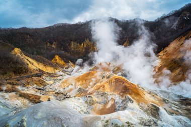 Jigokudani veya Noboribetsu cehennem Vadisi