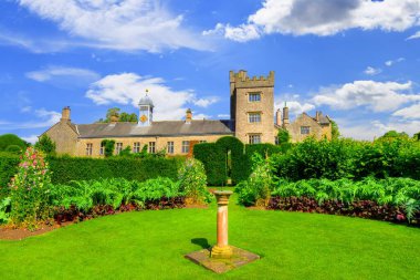 Levens Hall, İngiltere 'nin Cumbria kenti yakınlarında bulunan tarihi bir malikanedir..