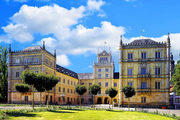Ehrenburg Kalesi, Almanya 'nın Hunsrck bölgesinde 12. yüzyıla dayanan bir ortaçağ kalesidir..