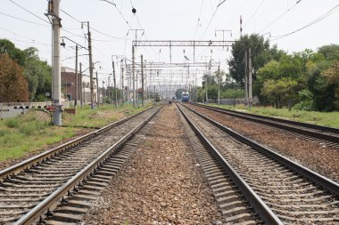 Demiryolu, raylar, tren öğleden sonra