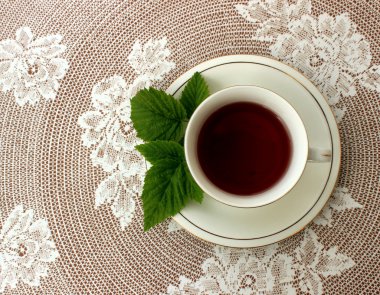 masada bir bardak bitki çayı