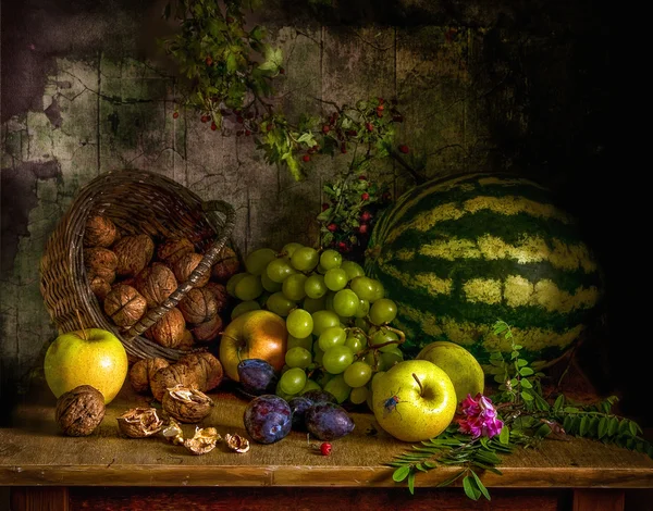 Stillleben mit Früchten. Jahrgang. — Stockfoto