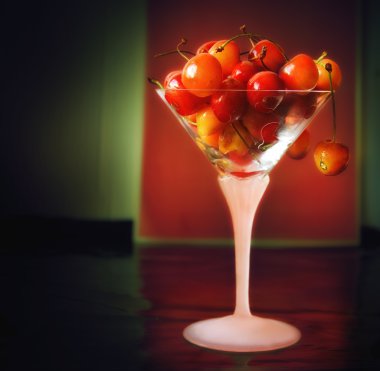 Kırmızı Kiraz ile natürmort