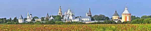 Panorama de grande formato do mosteiro — Fotografia de Stock