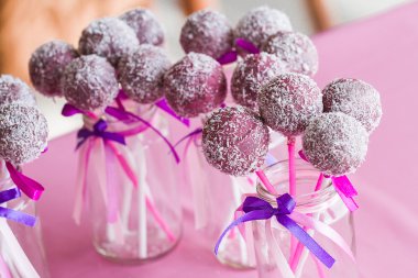 Cupcake kek açılır. Tatlılar ve tatlılar.