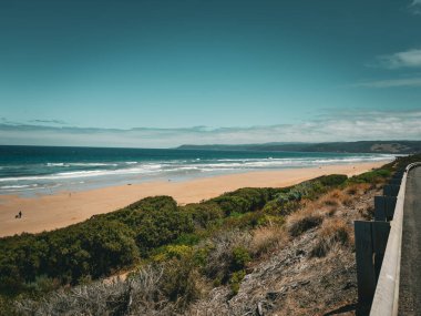 Büyük Okyanus Yolu 'ndaki kıyı manzarası, Victoria, Avustralya