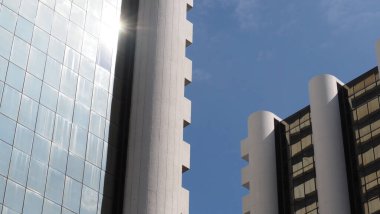 Mimarinin Düşük Açı Görünümü Arkaplan, İş, Modern Mimarlık Binası Arkaplanı, Boşluğu Kopyala