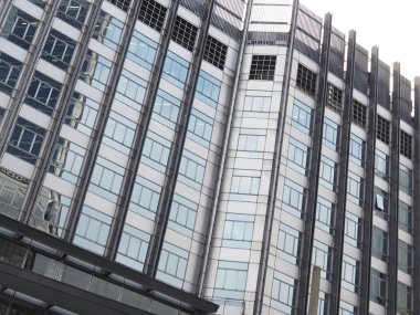 Mimarinin Düşük Açı Görünümü Arkaplan, İş, Modern Mimarlık Binası Arkaplanı, Boşluğu Kopyala