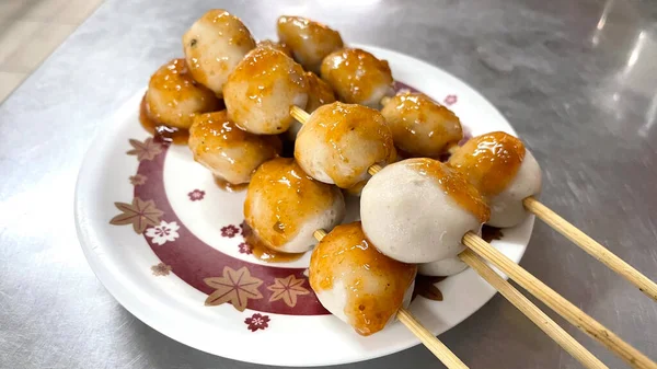 Sokak yemeği, ateşte kızartılmış et, domuz eti tavuk, et ızgarası....,