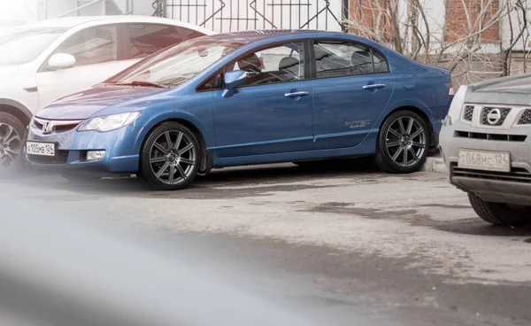 Krasnoyarsk Rusia Abril 2021 Coche Azul Sedán Honda Civic Fd1 — Foto de Stock