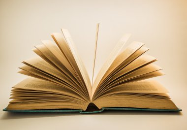 Açık kitap kapağı için kapak fanning sayfaları ile