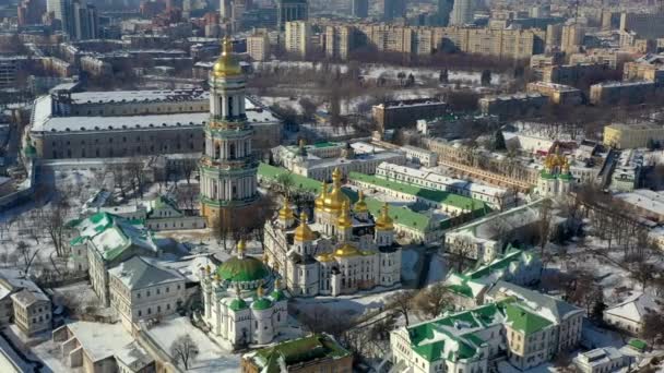 Piękny Zimowy Widok Szczyt Ławry Kijowsko Peczerskiej Wiele Kościołów Śniegu — Wideo stockowe